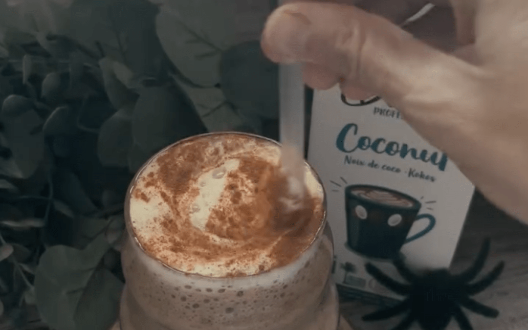 Pumpkin Spice Latte casero con bebida de coco barista Ecomil
